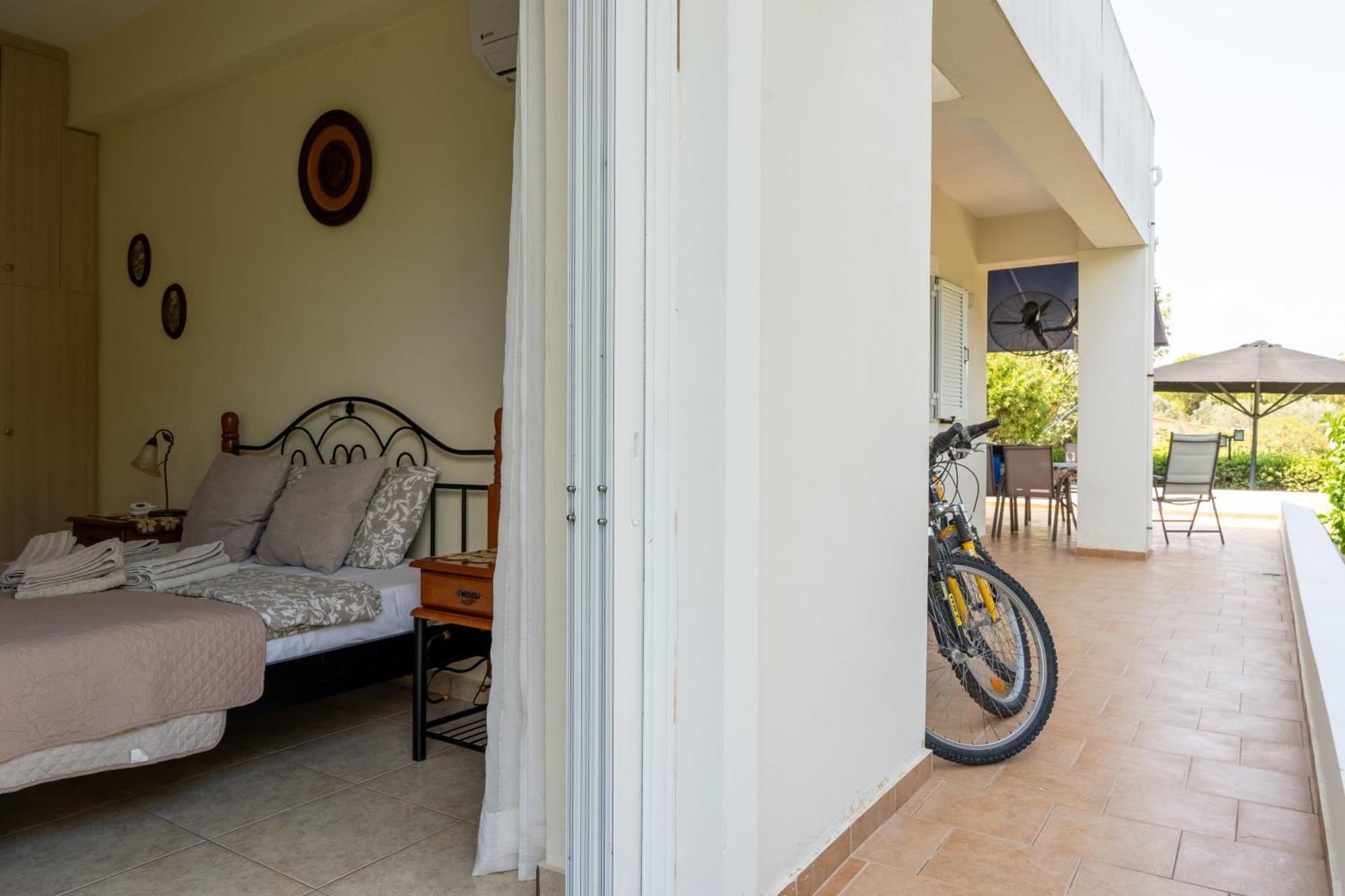 Beautiful Summer Villa In Chalkoutsi Khalkoutsion 외부 사진